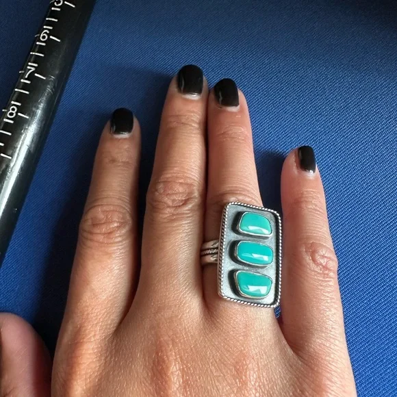 Sterling Silver Ring with Turquoise Stones - Picture 2 of 6